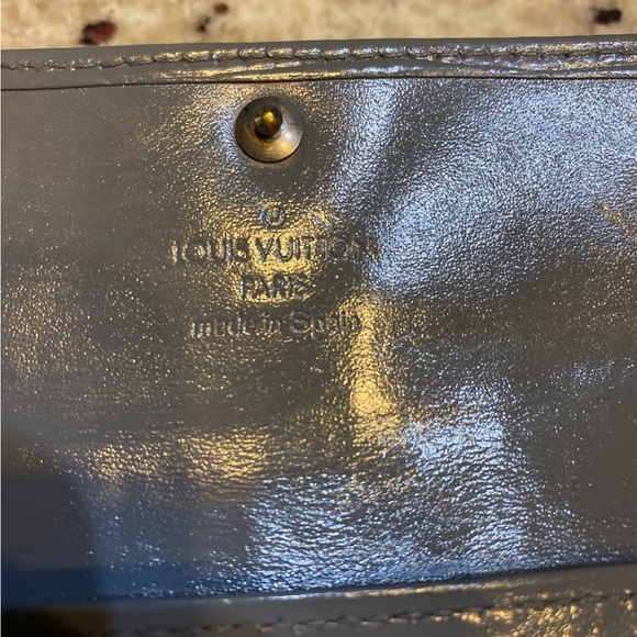 Louis Vuitton Grey Leather 4 key Holder LV gray epi leather